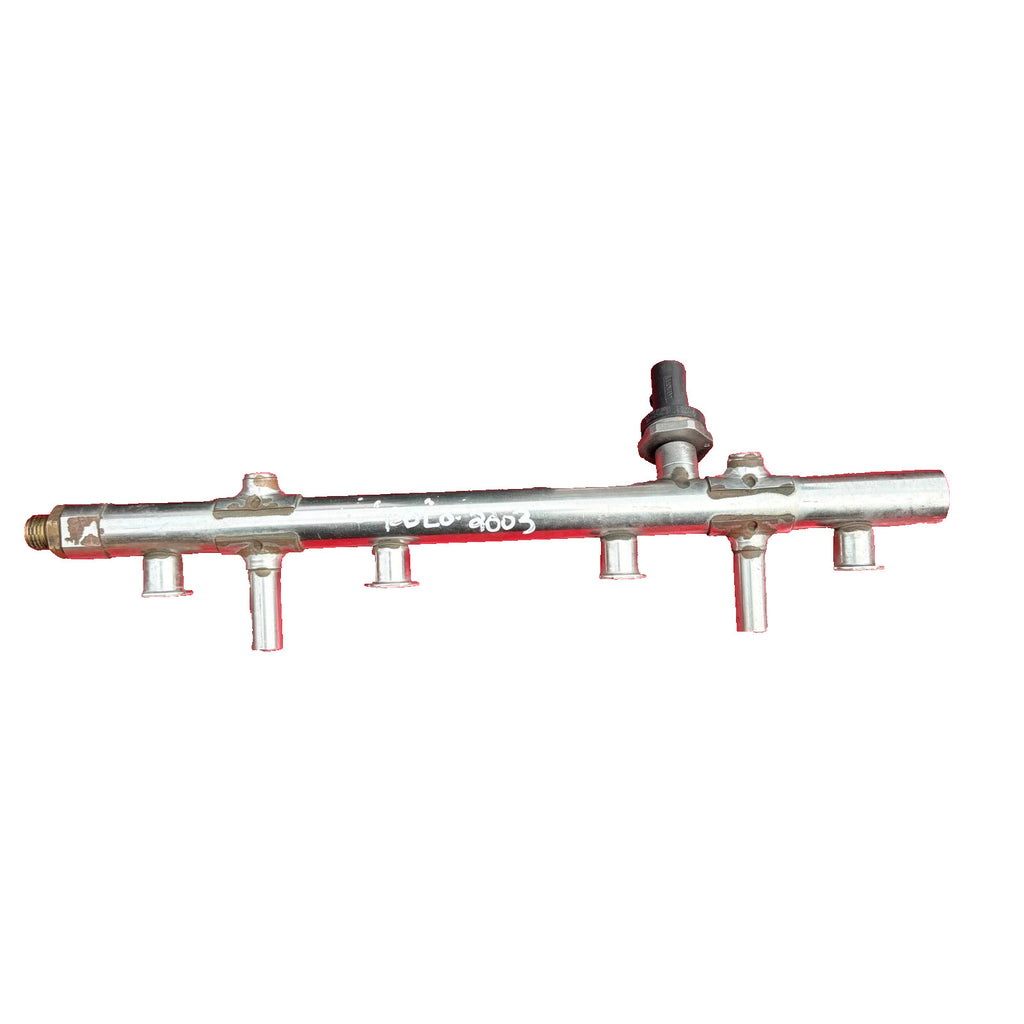 2003-2009 VOLKSWAGEN POLO FUEL RAIL 06K 133 317G