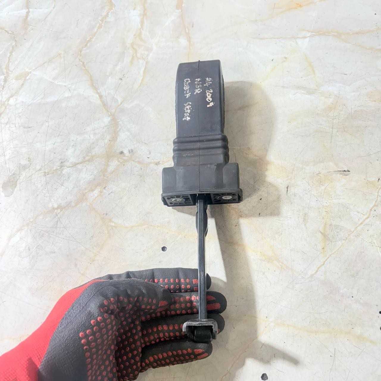 AUDI A4 B8 PASSENGER Rear Left Door Limiter 8K0839249
