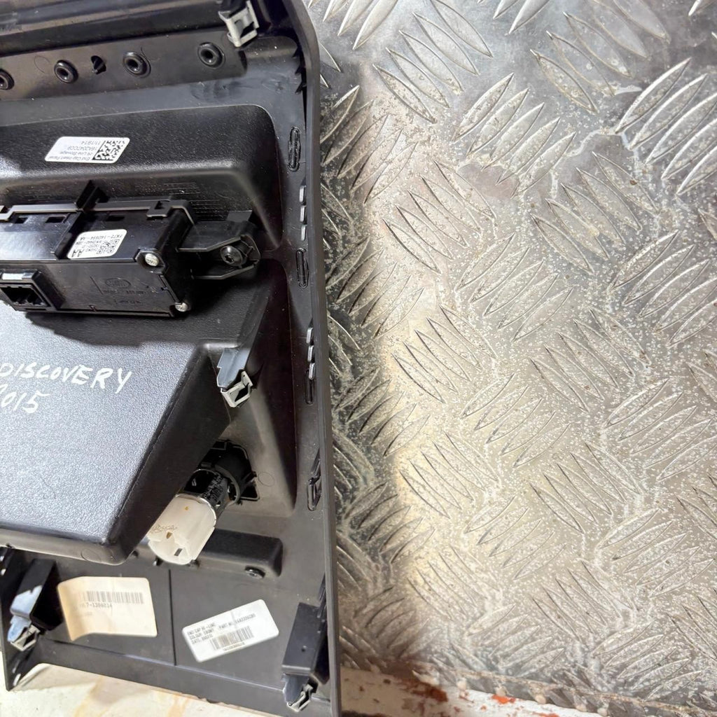 Range Rover Discovery 4 2014-2016 SPORT REAR HEATED SEAT CHARGING FK7214D694