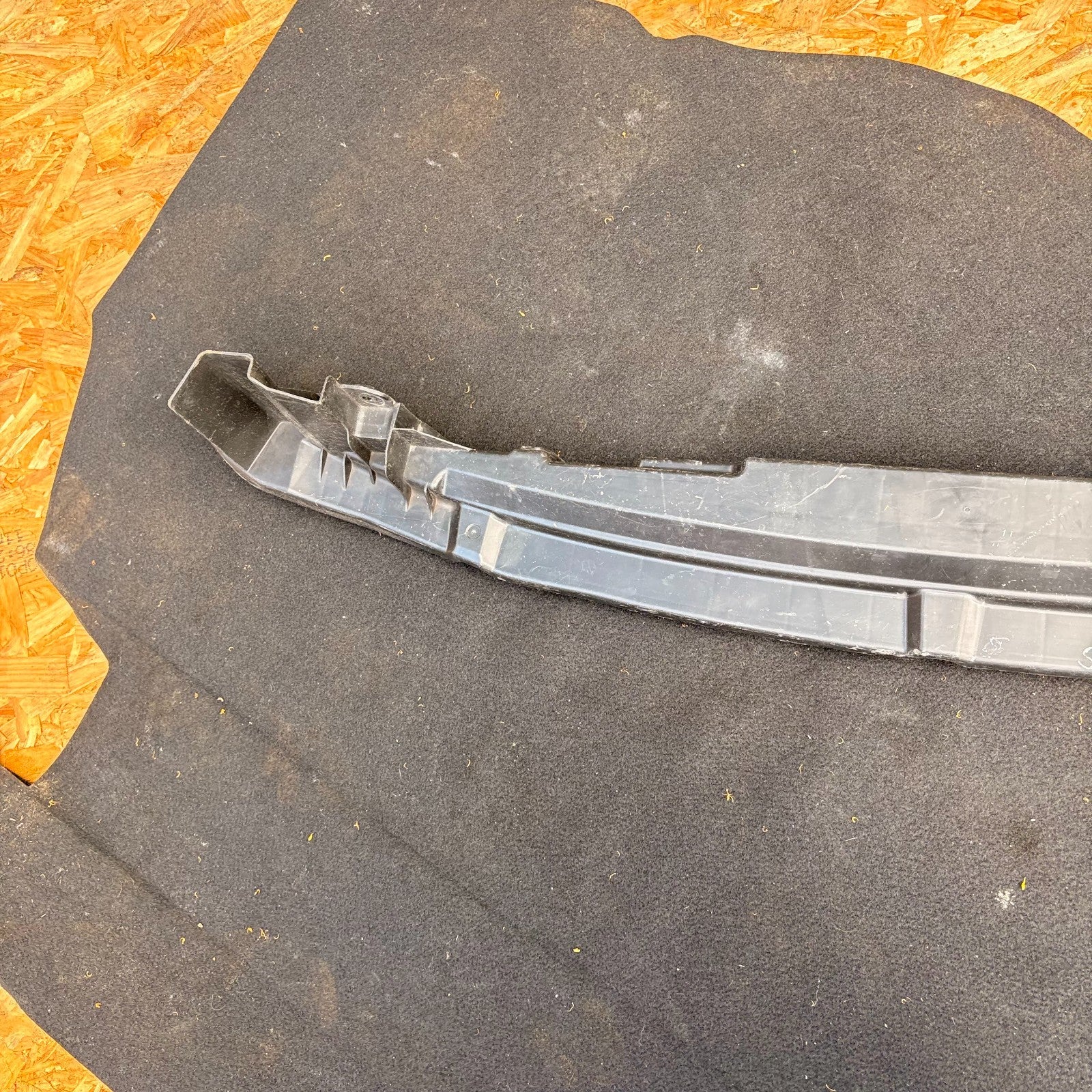 MAZDA 2 DE 2007-2010 FRONT BUMPER LOWER REINFORCEMENT BAR D01N500S1
