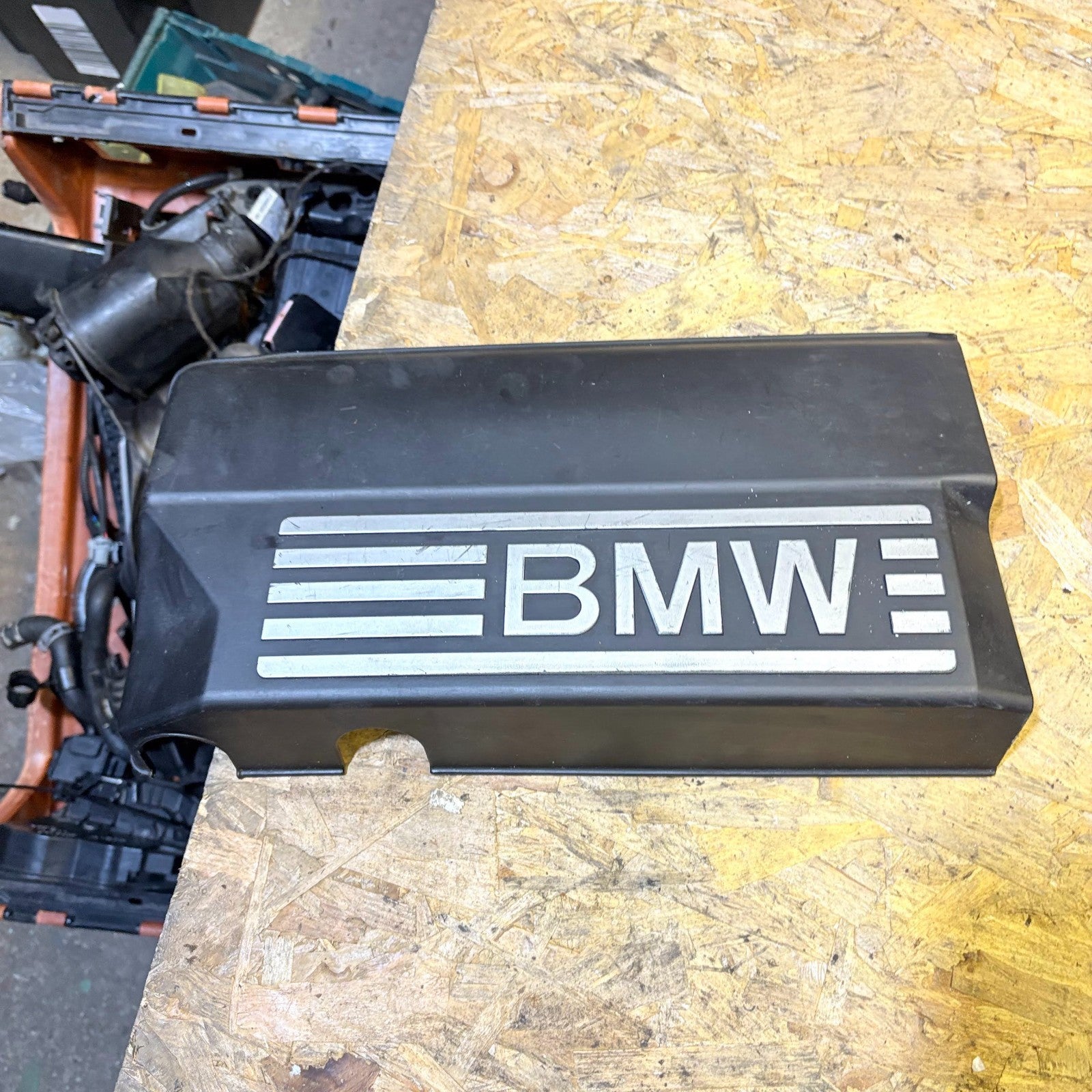 BMW 1 SERIES 116M 2007-2012 E81 ENGINE COVER TOP COVER 62440410
