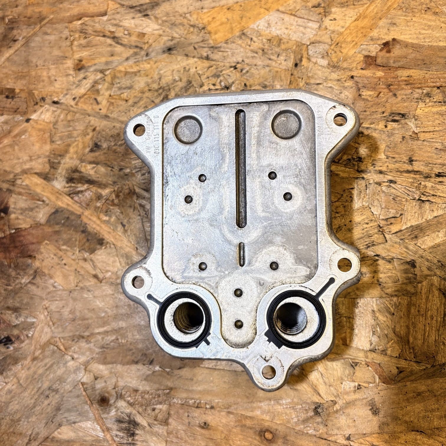 Audi A1 8x Oil Cooler 03C117021J Engine Code Caxa 1.4 Petrol 2010B