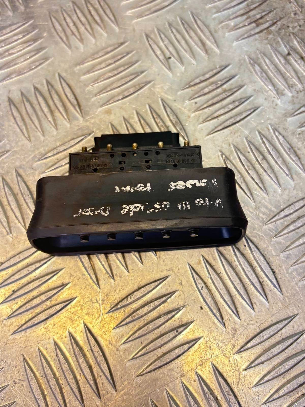 Mercedes-Benz Vito Viano W639 Door Switch Contact Plate A6398200254