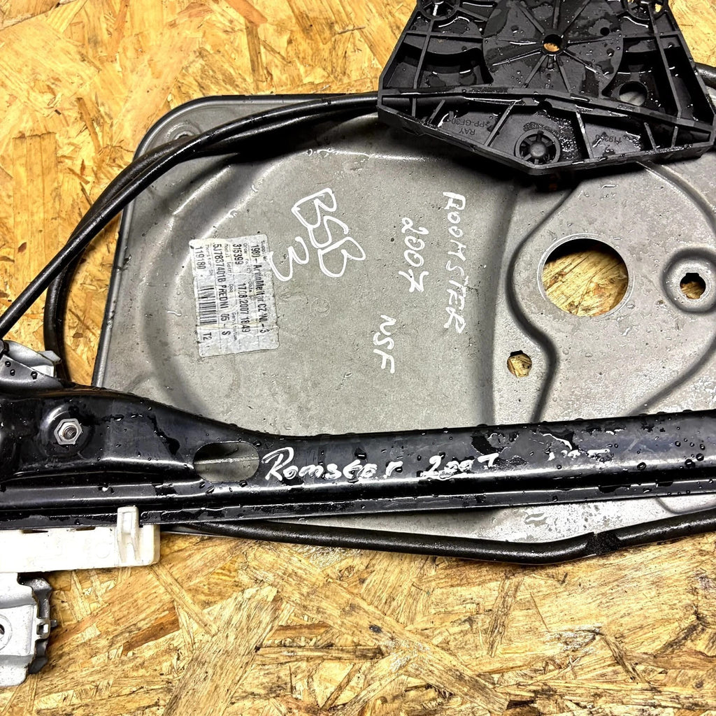 SKODA ROOMSTER 5J Passenger Front Window Regulator 5J7837401B 2007