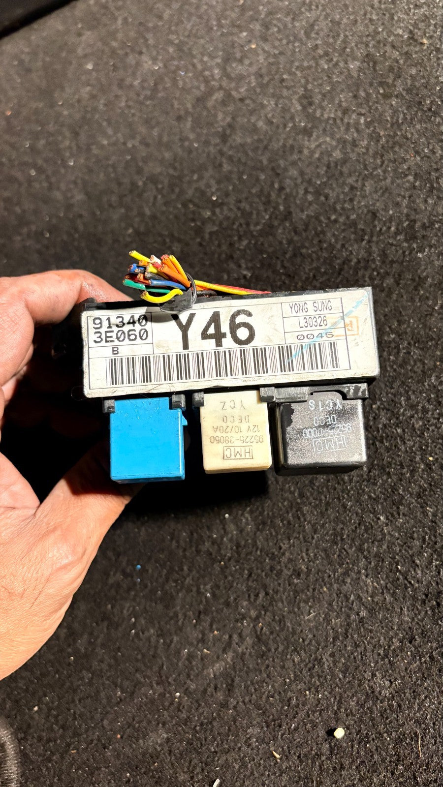 Kia Sorento BL 2003-2008 Power Relay Module Set 95225-17000/95225-38050