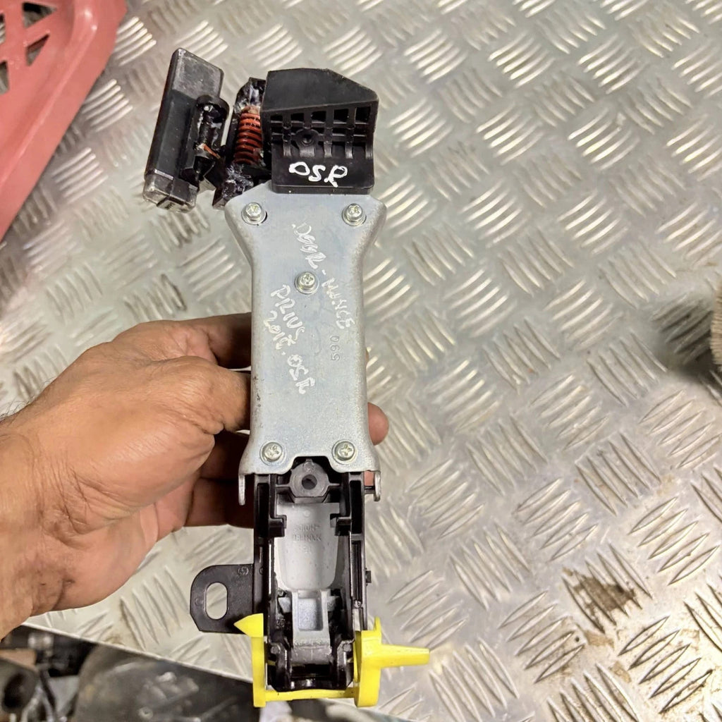 2015-2022 Toyota Prius Driver Rear Right Exterior Door Handle 27037750