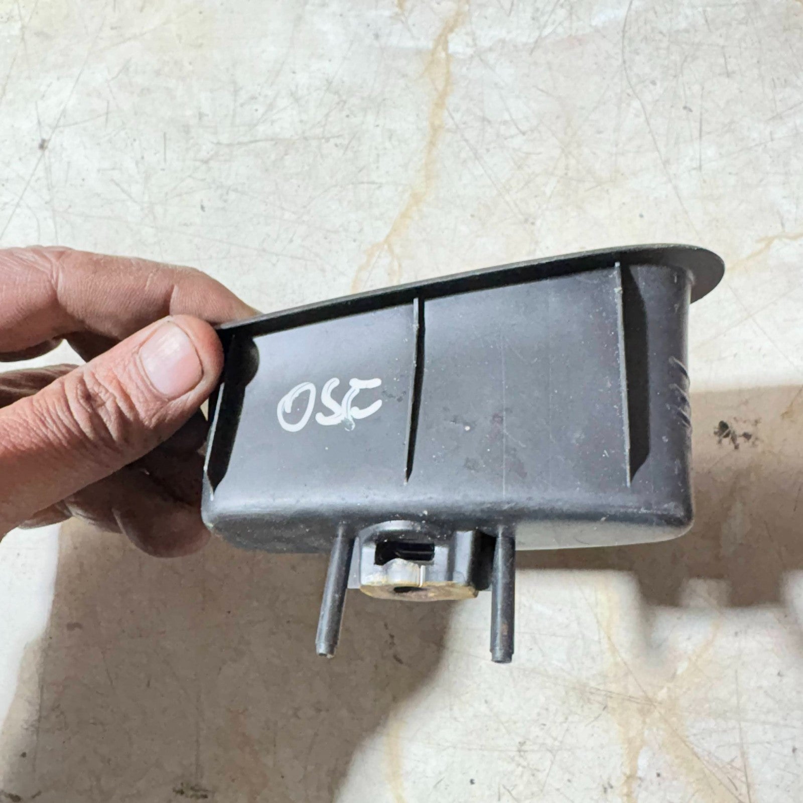 NISSAN NOTE 2009-2014 E11 FRONT RIGHT INNER DOOR PULL HANDLE