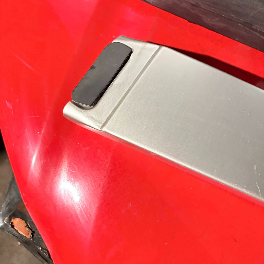 Porsche 2004 Right Front Exterior B Pillar Trim
