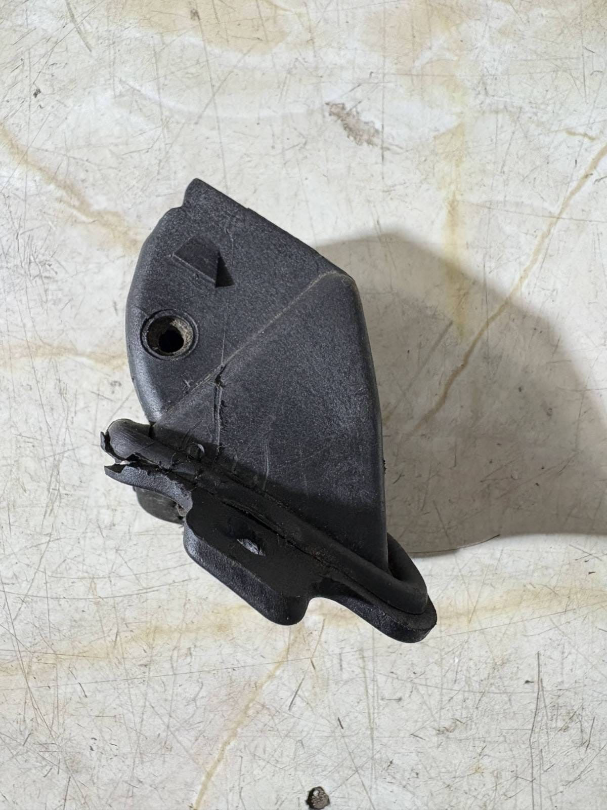 Fiat Doblo 2008 Fuel Flap Support 4684538