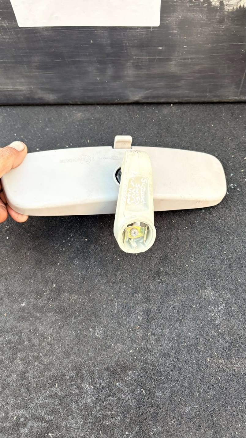 SUZUKI SWIFT MK2 REAR VIEW MIRROR E13 010836 (TZ20)
