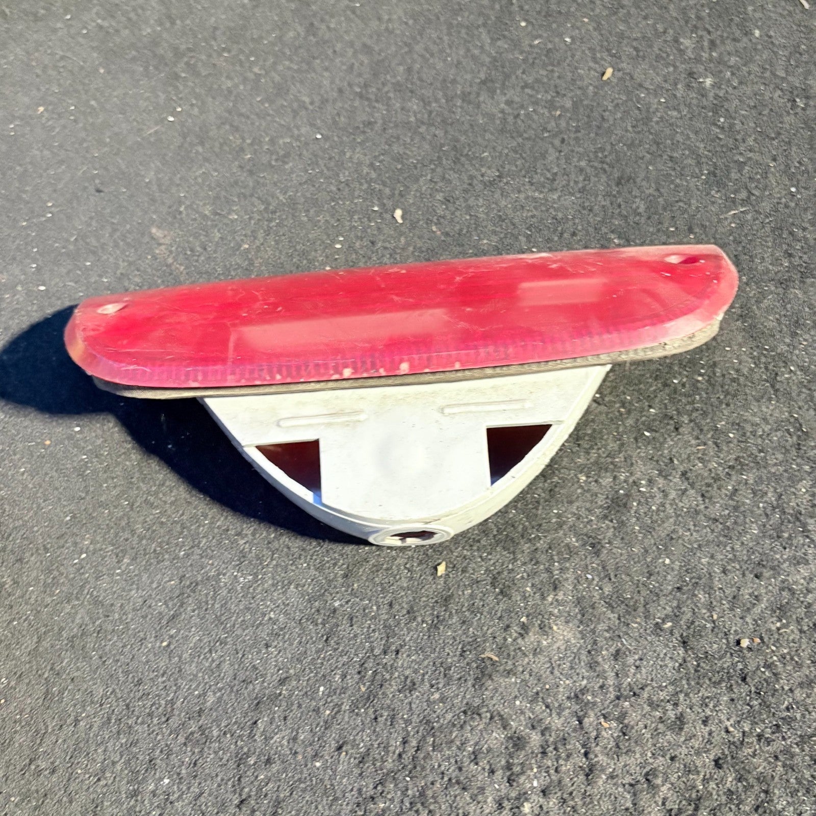Jeep Cherokee/Liberty KJ 2002-2007 Rear High Level 3rd Brake Light 55155832AB