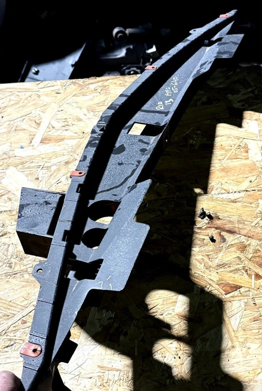 VAUXHALL MERIVA FRONT SLAM PANEL HOLDER BRACKET 13334028