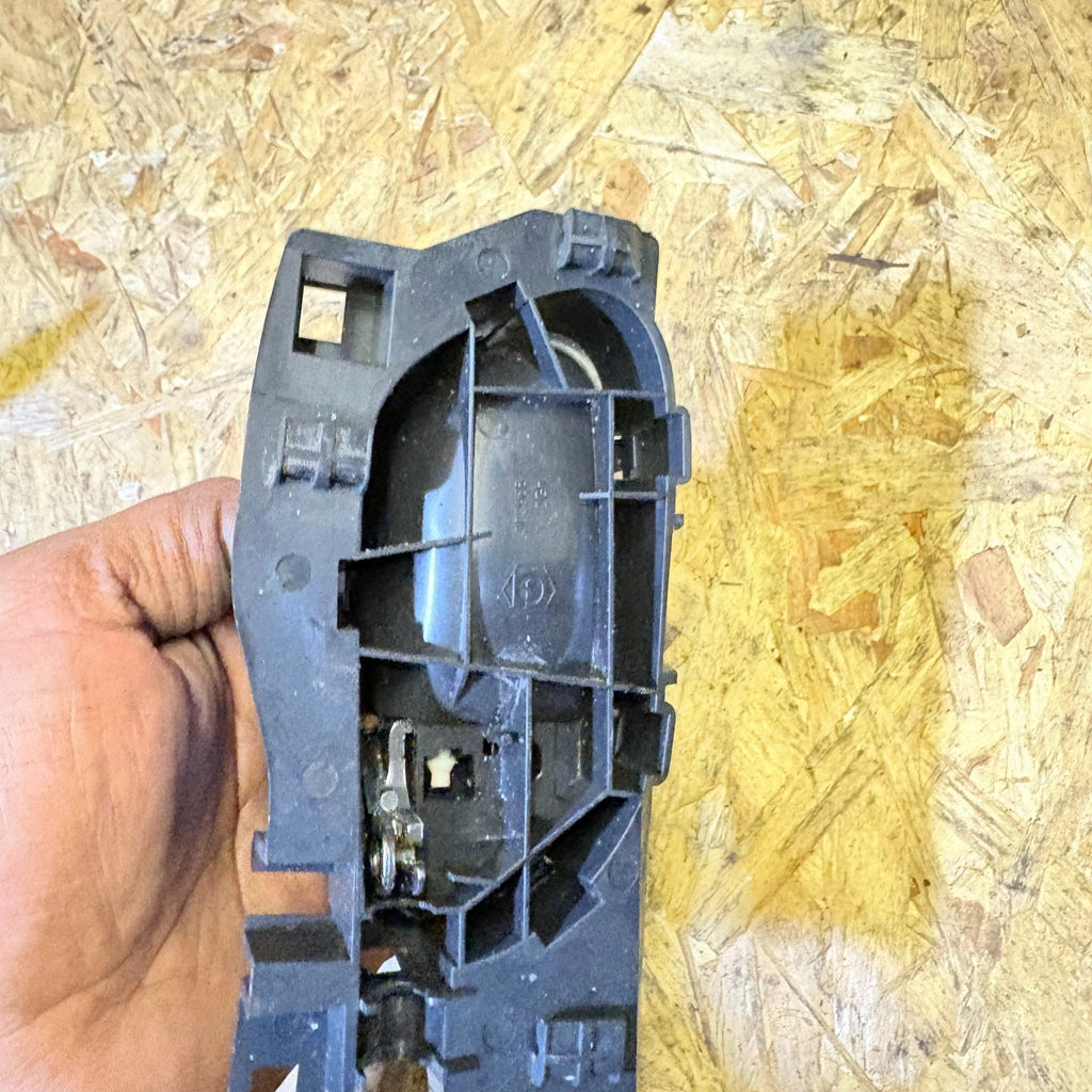 CITROEN C4 2008 GRAND PICASSO INNER DOOR HANDLE LEFT SIDE FRONT