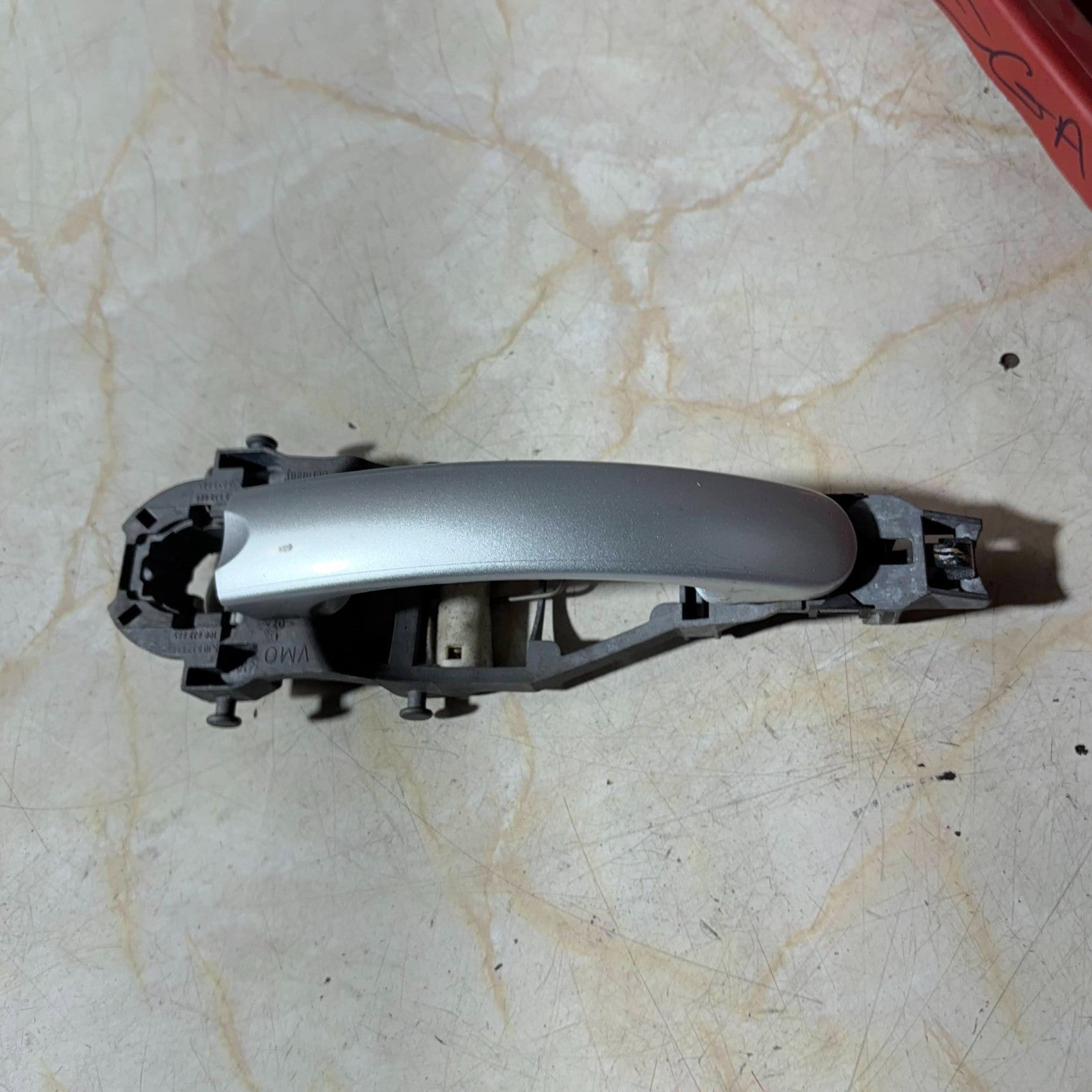 VW EOS MK1 2007 FRONT RIGHT EXTERIOR DOOR HANDLE 5J0837885
