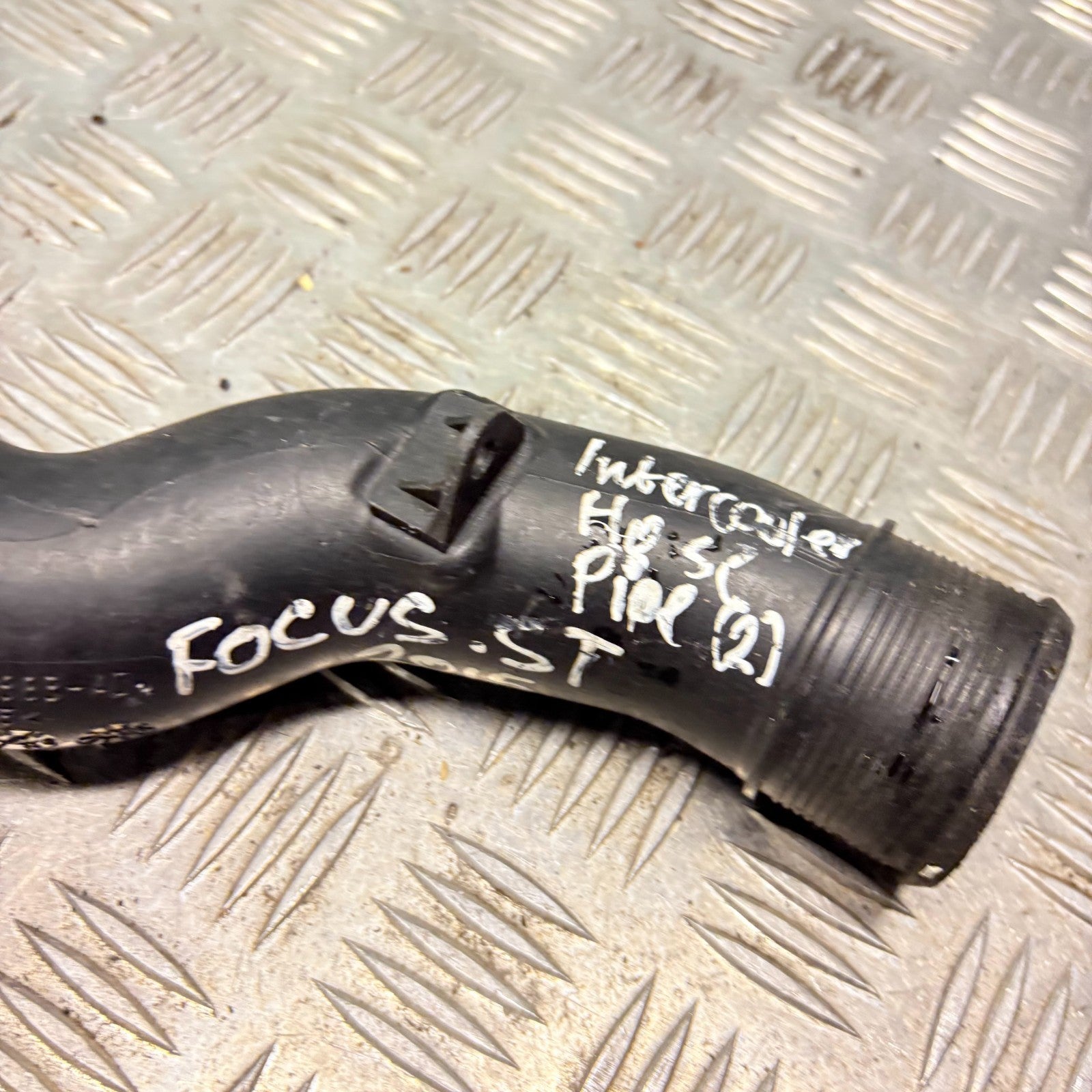 Ford Focus Mk3 ST 2.0 TDCi Intercooler Hose Pipe (RH) FV41-6K683-AD 2014-2018