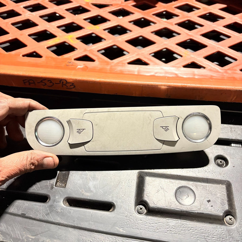 AUDI A6 2007 MIDDLE INTERIOR ROOF COURTESY LIGHT