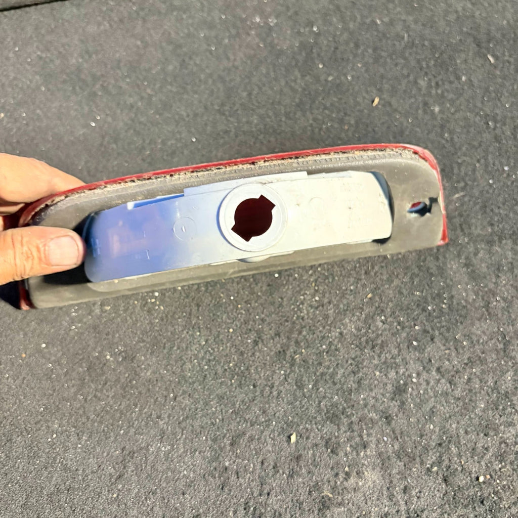 Jeep Cherokee/Liberty KJ 2002-2007 Rear High Level 3rd Brake Light 55155832AB