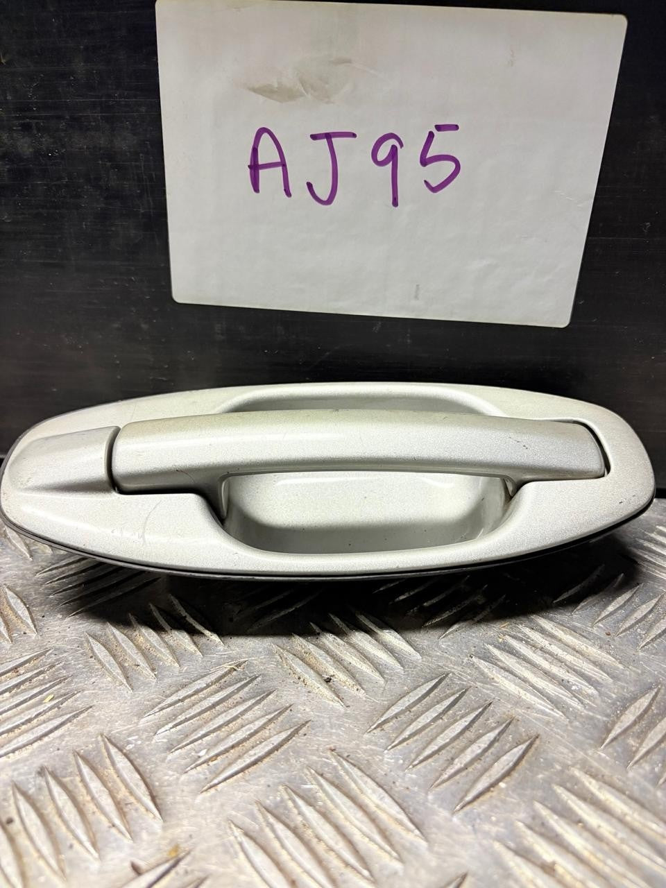 HYUNDAI SANTA FE 2002 DOOR HANDLE OFF SIDE REAR RIGHT SIDE 8261026000SF