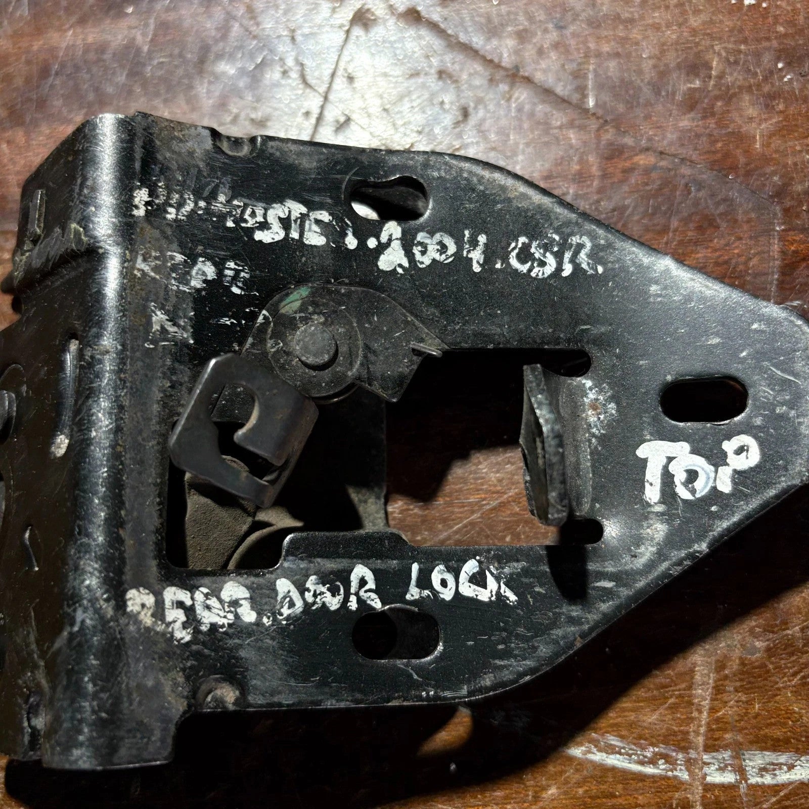 Nissan Primastar 2001-2014 Rear Right Door Top Lock Upper Catch Latch 8200049250