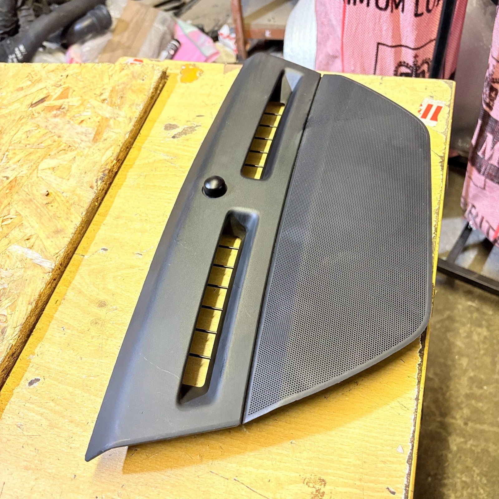 Range Rover Velar Upper Dash Board Speaker Trim 2017-2023 J8A2-04454-AB