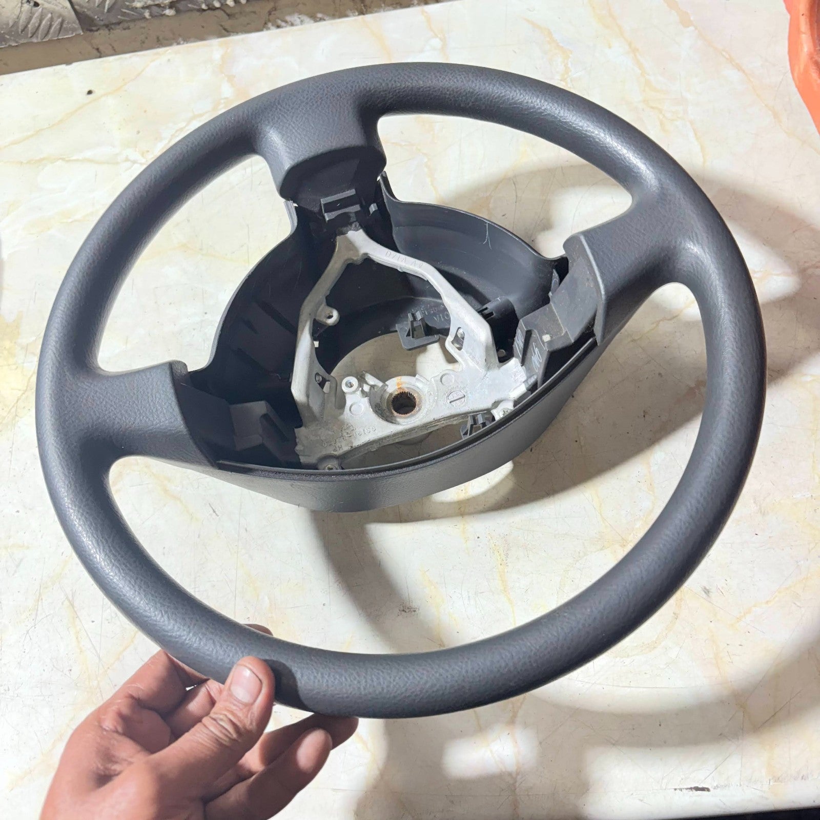 Steering wheel GS131-02660 for DAIHATSU 2003-2006