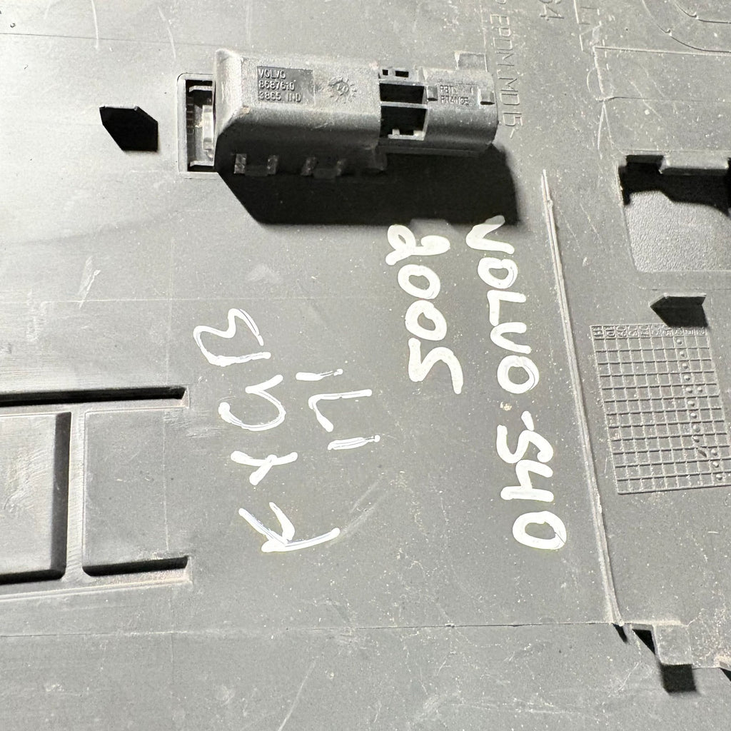Volvo S40 V50 2004-2012 Dash Glove Box Storage Compartment Black 9481664