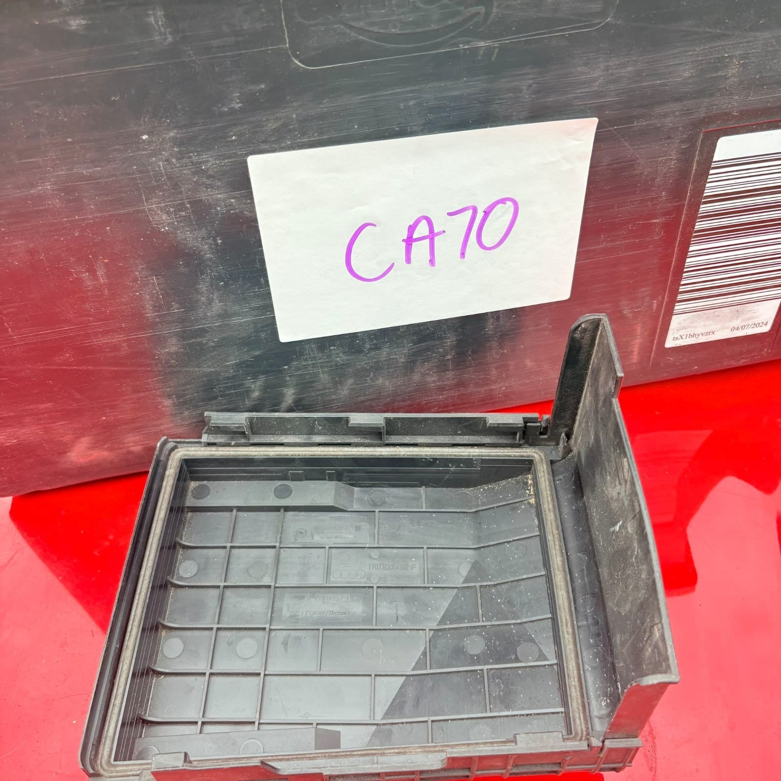 Audi A3 8P Engine Bay Fuse & Relay Box Cover Lid 1K0937132F (06-13)