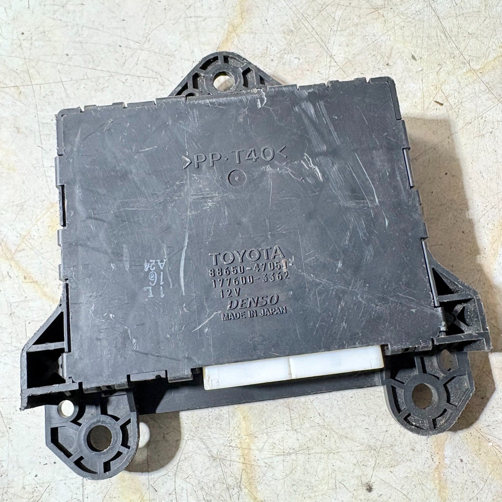 2004-09 TOYOTA PRIUS MK2 AIR CONDITIONER CONTROL ECU 88650-47051