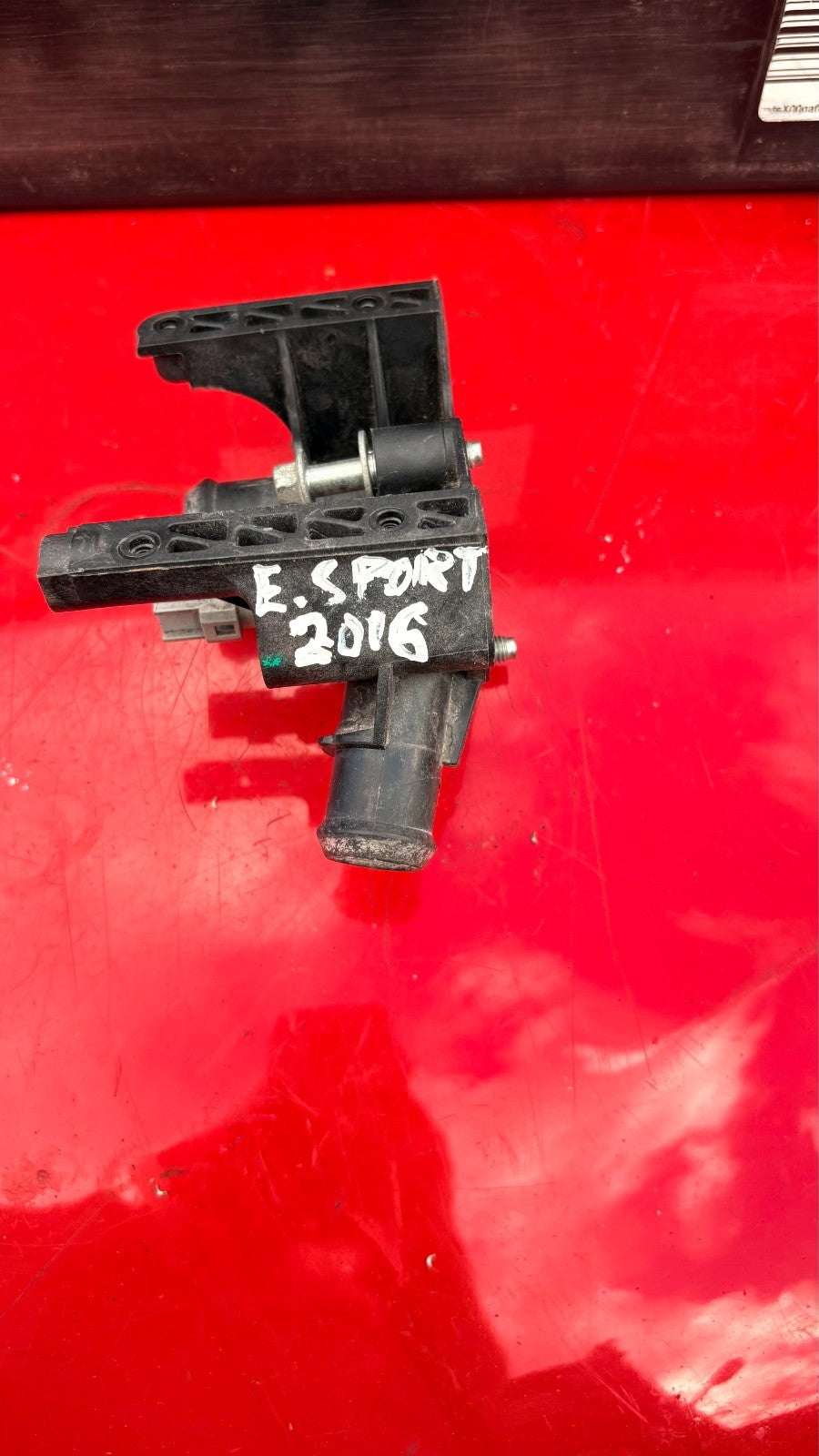 FORD ECOSPORT 2016 Thermostat