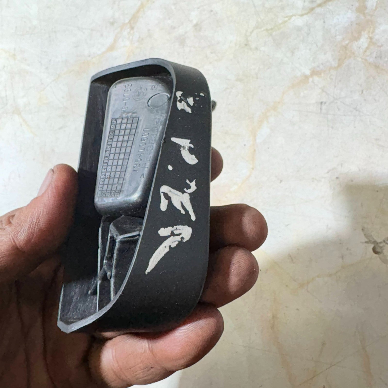 PEUGEOT BIPPER BIPPER NEMO QUBO BONNET RELEASE HANDLE 2017 735410607