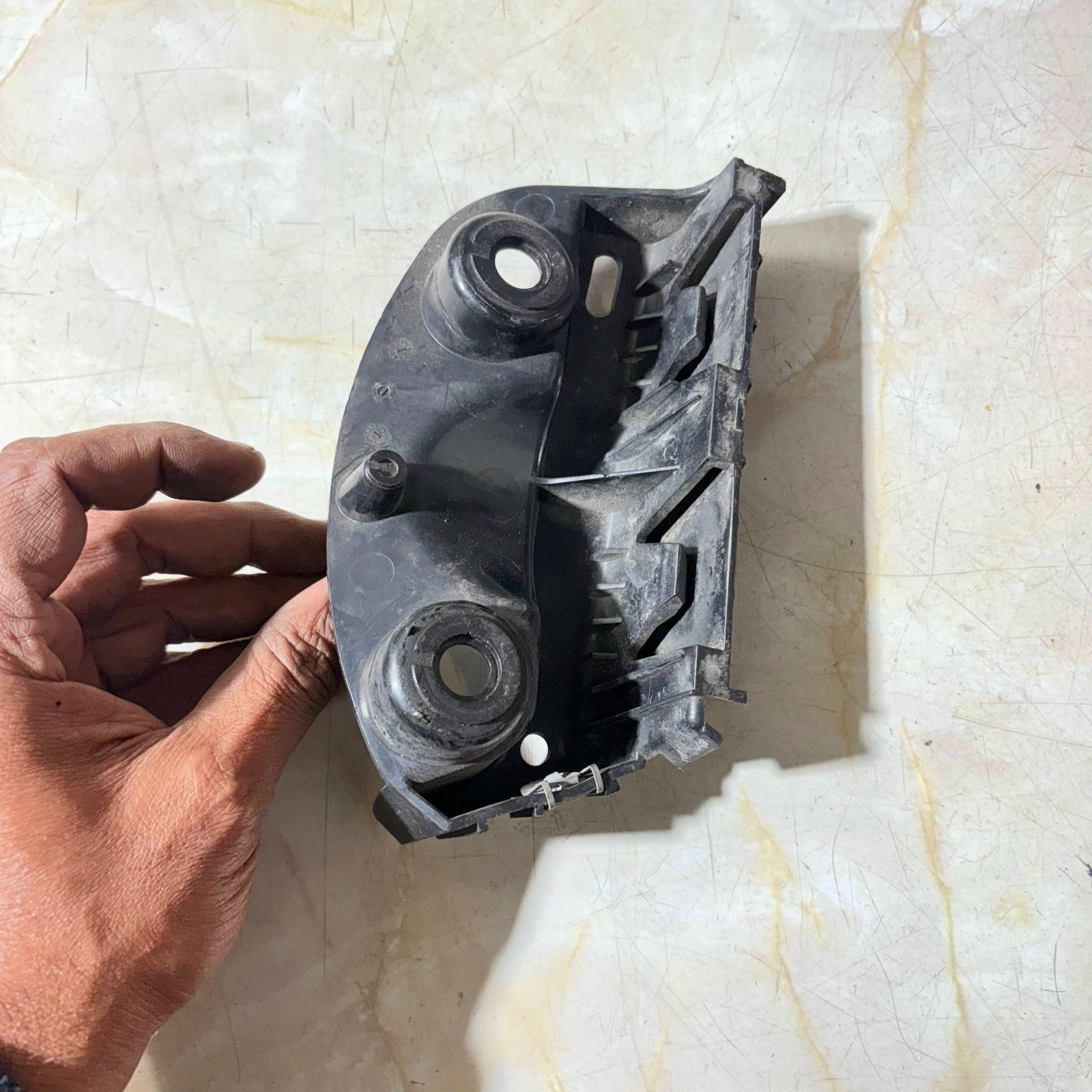 BMW 320D 2011 Rear Bumper mounts (BUMPER BRACKET) 7118194
