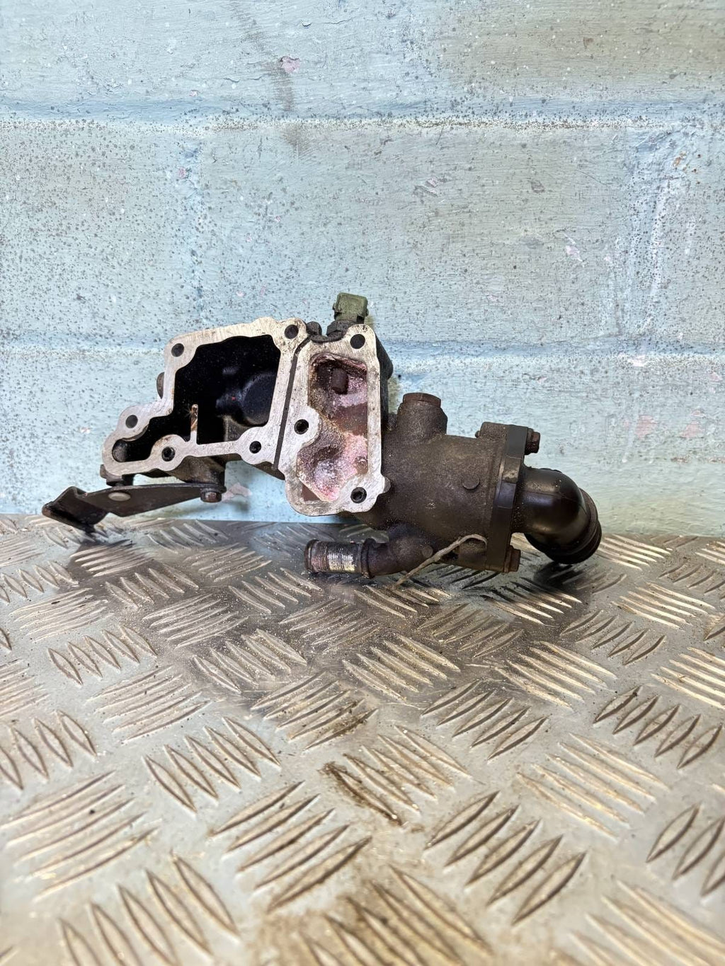 Citroen Xsara 1.4i TU3JP Thermostat Housing Water Outlet N1 N2 1997-2005