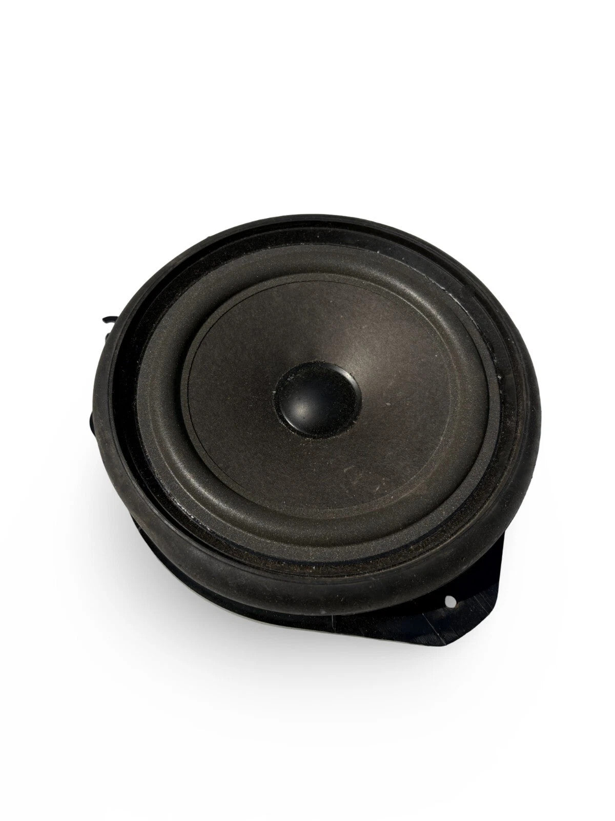 AUDI A4 REAR LEFT SPEAKER 2752507175 8E0035411