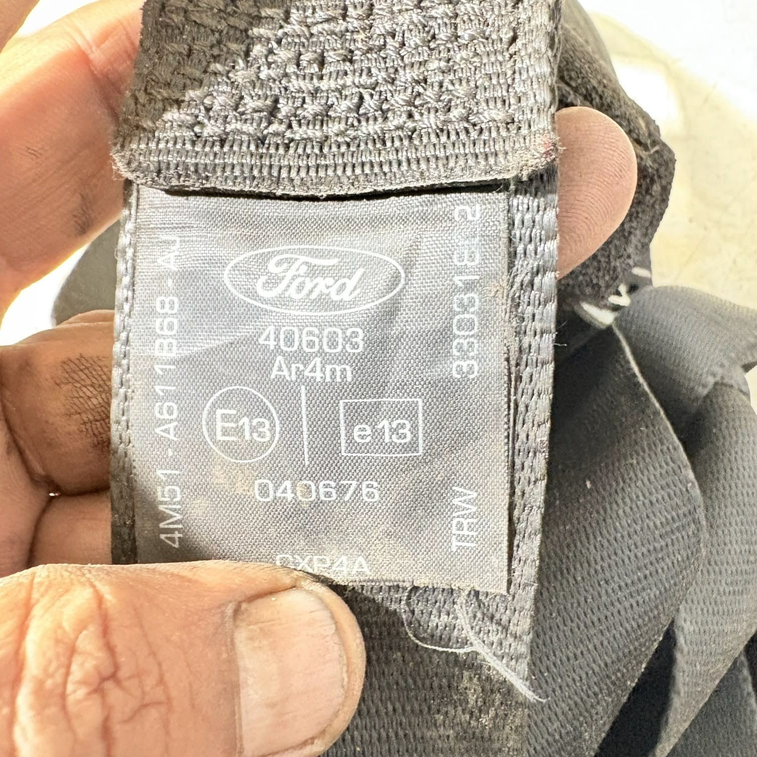 FORD FOCUS MK 2.5 1.8 2006 PASSENGER REAR SEATBELT 4M51A611B68AJ NSR