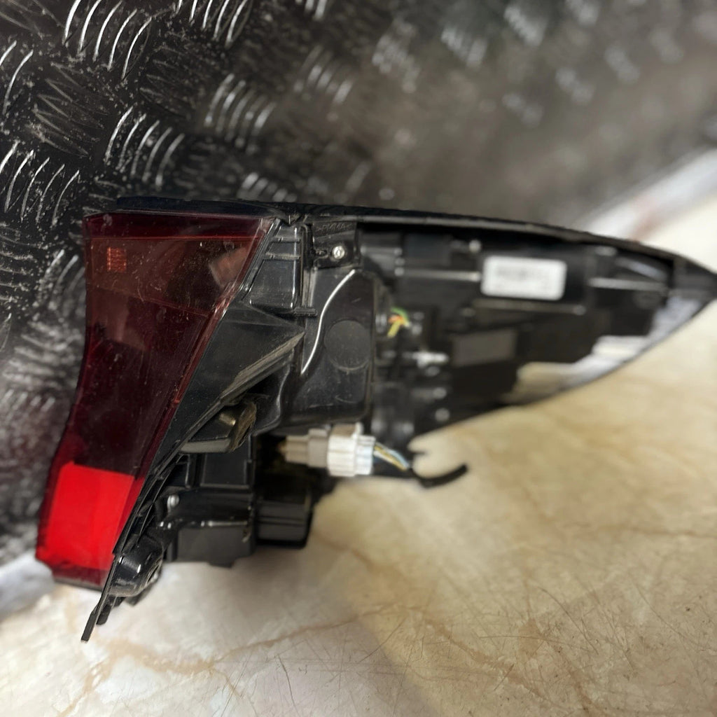 TOYOTA CHR MK1 - 2020 2021 2022 2023 PASSENGER SIDE REAR LIGHT - 81560-F4130-00