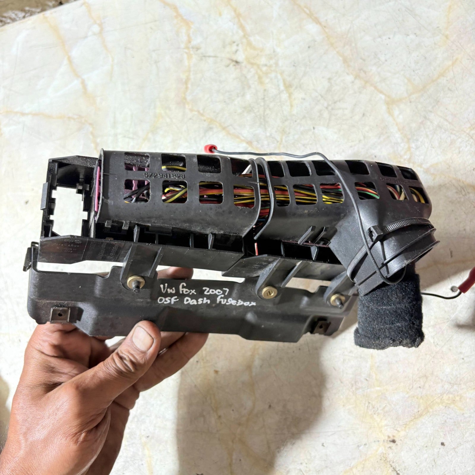 Volkswagen Fox 2005-2011 Offside Right Under Dashboard Fuse Box 5Z0941828A