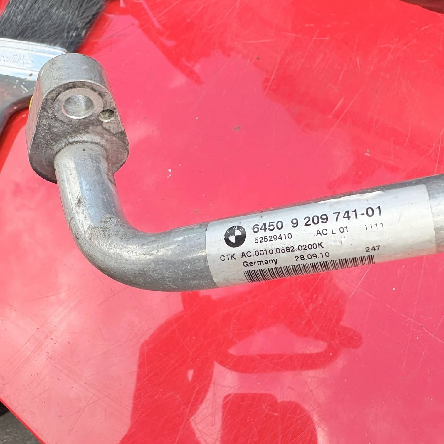 BMW 123D 2010 AIR CON PIPE A/C HOSE 52529410