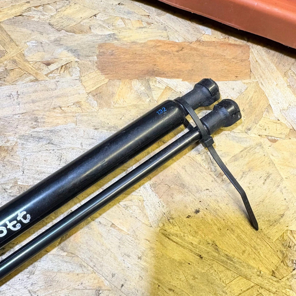 FIAT PANDA 04-11 REAR TAILGATE BOOT STRUTS RIGHT & LEFT