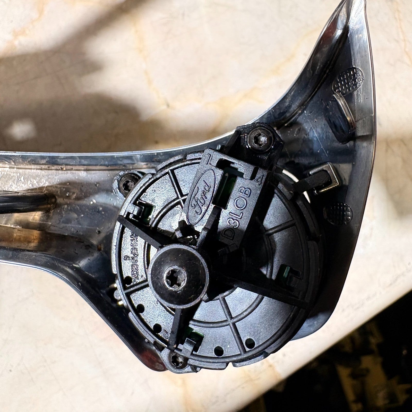 FORD FIESTA STEERING WHEEL MULTIFUNCTION TRIM 34139229 2009-2018