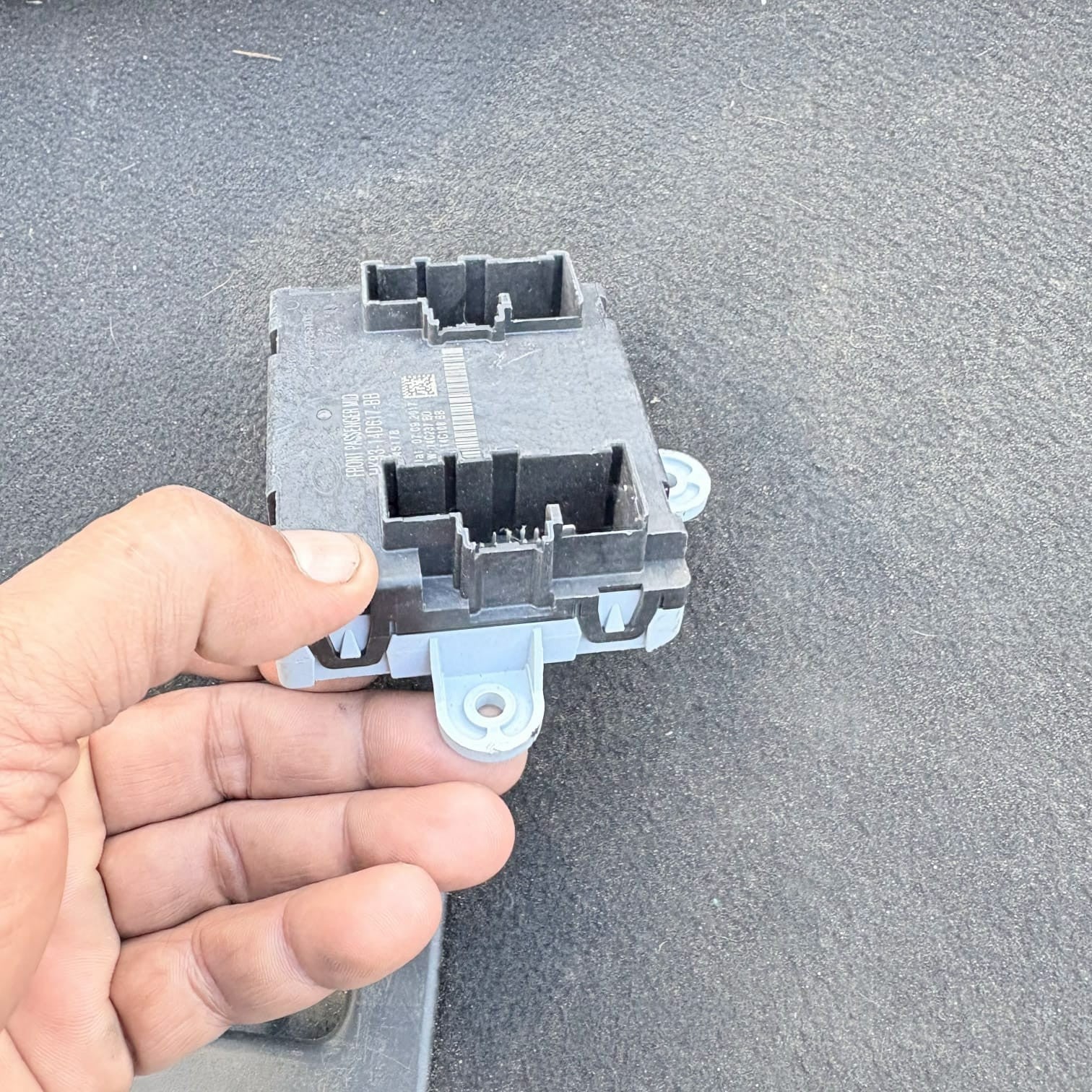 Range Rover Evoque 2014-2019 Front Left Door Control Module HK83-14D617-BB