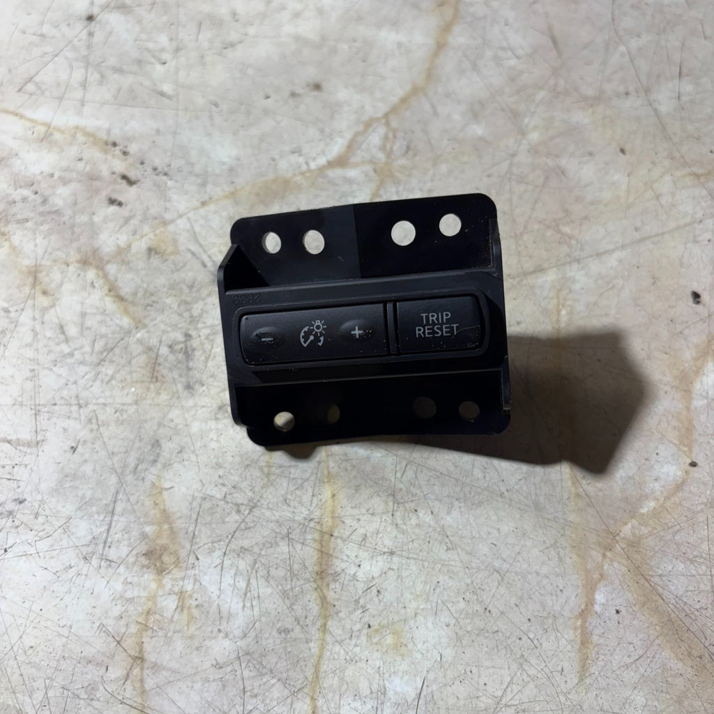Nissan Pulsar C13 5DR 2014-2018 Trip Reset Dash Light Dimmer Switch 248243ZL0A