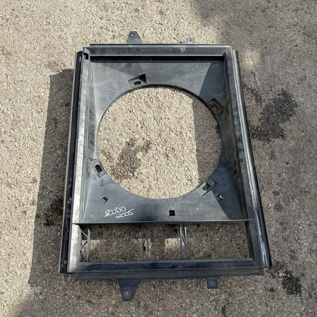 Citroen Dispatch Peugeot Expert Fiat Scudo 04-06 Radiator Fan Shroud 1496073080