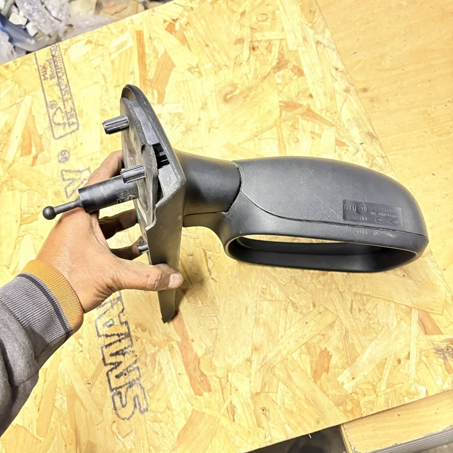 Renault Kangoo MK1 2003-2008 Passenger Left Wing Door Mirror Black E9014106