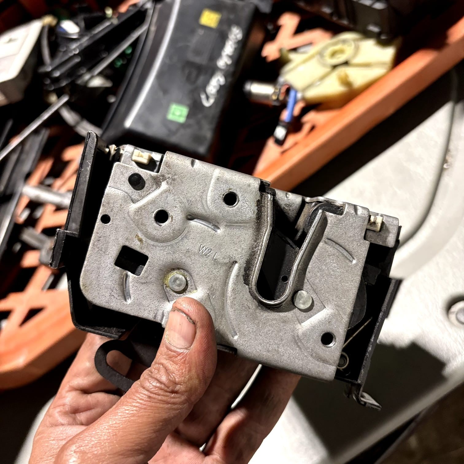 Volvo V40 Passenger Front Side Door Lock Mechanism 31274223 2012 A048315