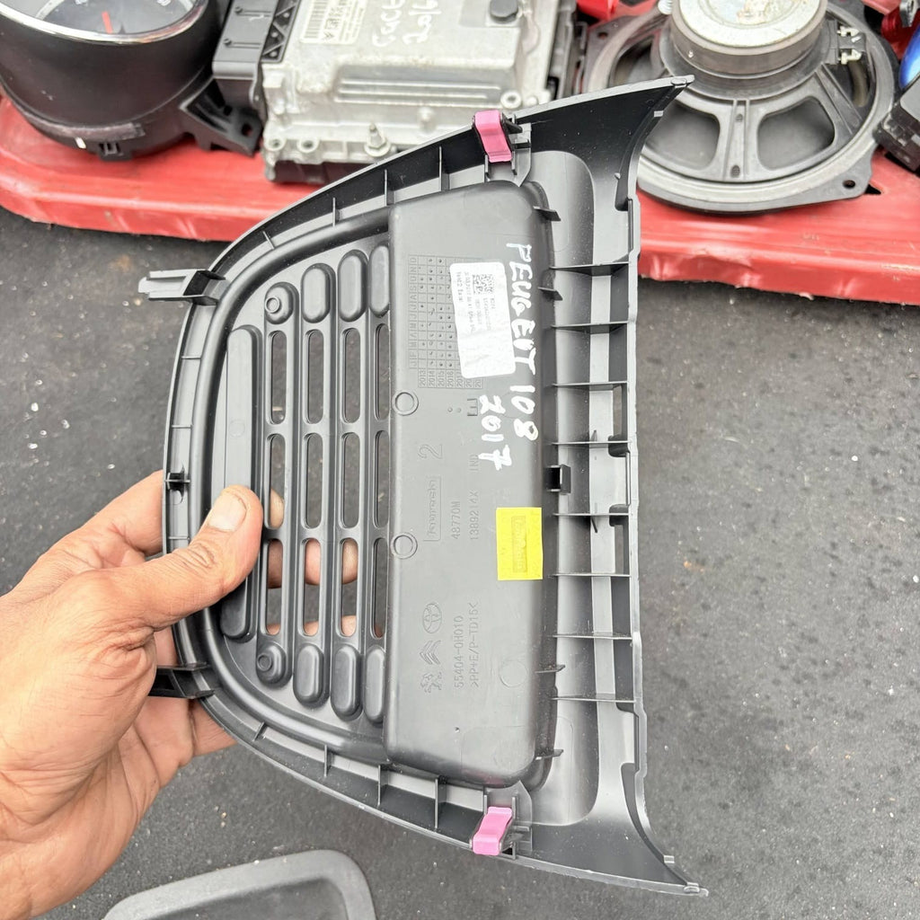 Peugeot 108 Toyota Aygo Citroen C1 2014-2022 Centre Top Dashboard Trim 55404-0H0