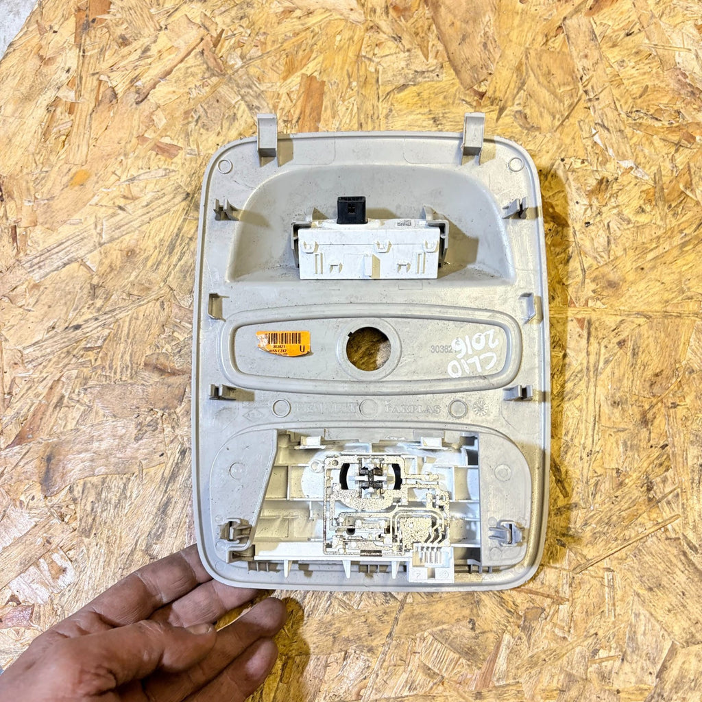 Renault Clio MK4 2012-2019 Front Interior Roof Map Light Console