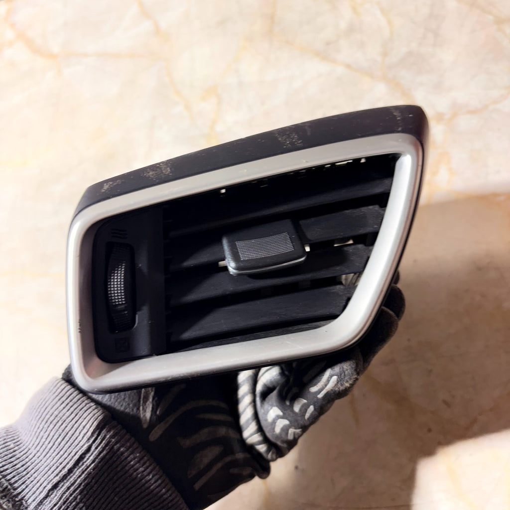 Nissan Qashqai DASHBOARD AIRVENT FRONT LEFT SIDE/NSF 2014-2021 3049-0001