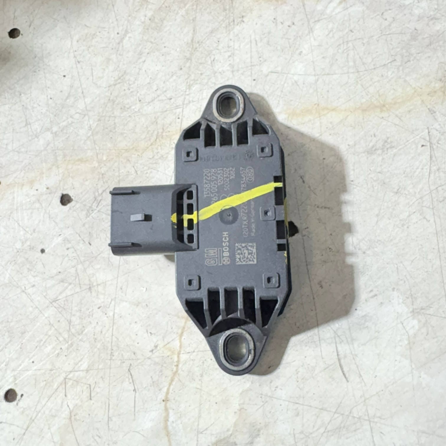VAUXHALL Mokka J13 2013 Yaw Sensor 1275100814