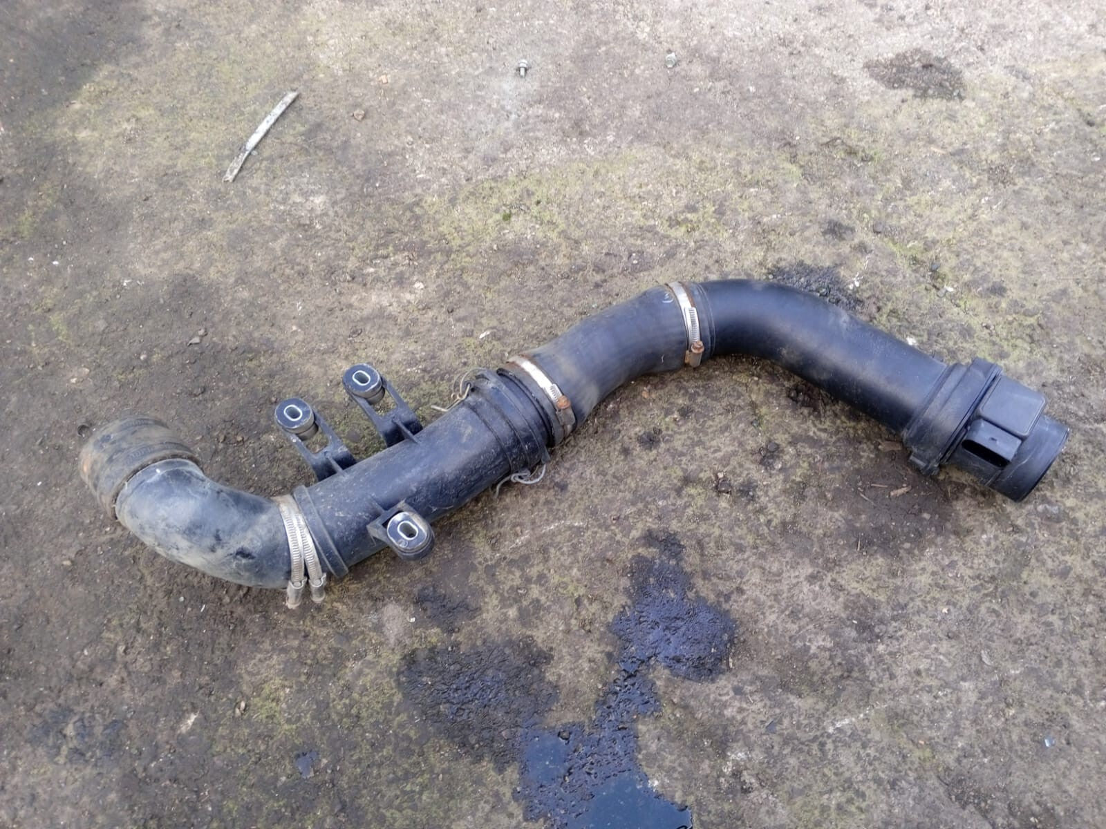 MERCEDES CLK THROTTLE BODY TOP INTAKE PIPE WITH SENSOR A 111 141 11 04 03/20