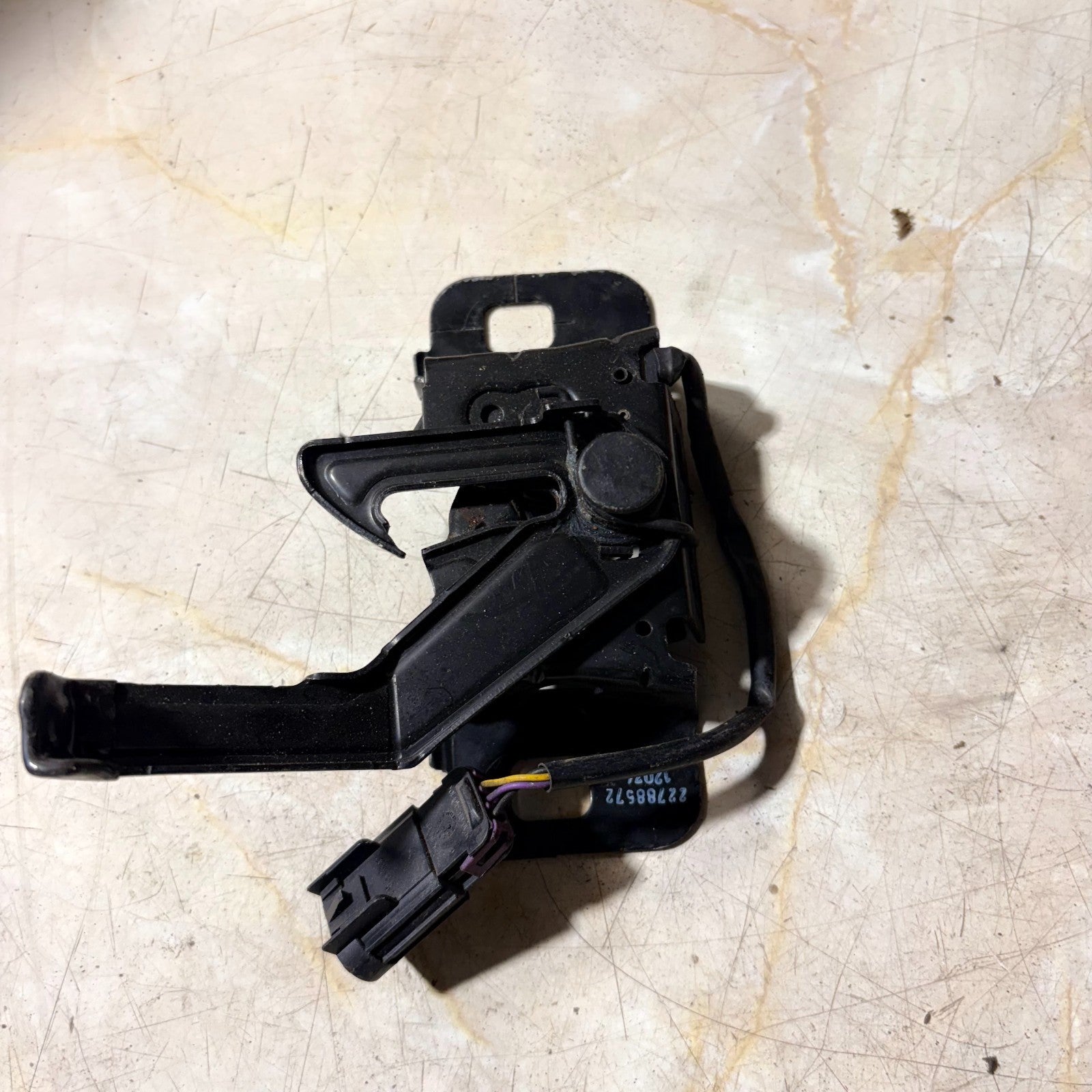 VAUXHALL INSIGNIA 2010 BONNET LATCH CATCH LOCK 22788572